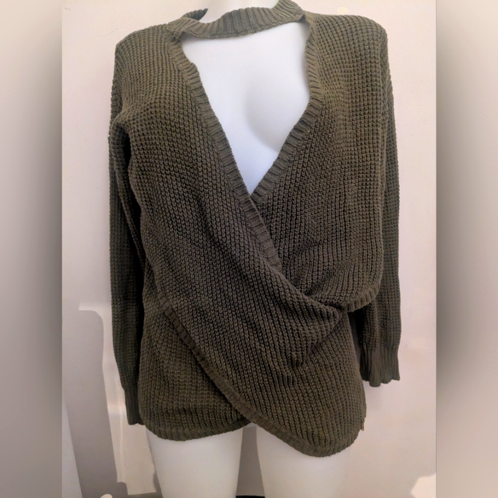 Guess Sweater